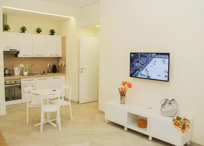 Tatil Evi Domus Divi - Nel Cuore Di Roma