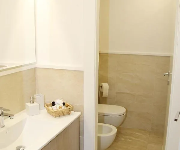 Domus Divi - Nel Cuore Di Tatil Evi