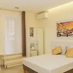 Domus Divi - Nel Cuore Di * Roma